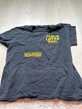 Black 'Jesus Loves You' Graphic Tee with Yellow Text